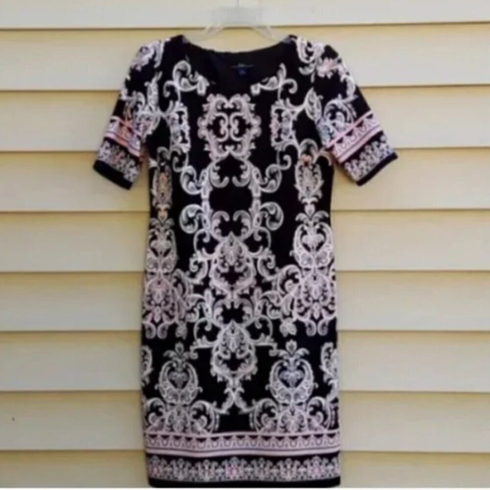 R&K woman dress .Size 4 Gray, pink, black. Excellent condition.formal casual fa